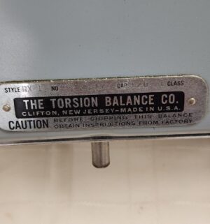 z195- Antique Torsion Balance Co Scale. Weights included - Image 4