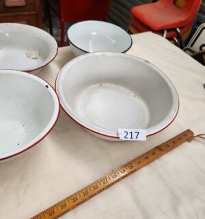 z217- antique enamel ware collection - Image 4