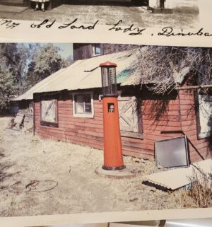 z341- 1920s Texaco Gas Pump, Rotating Globe. Boyle Dayton 10 Gallon Visible Pump. From Fishers Service Dinuba, Ca. Original Photo. - Image 17