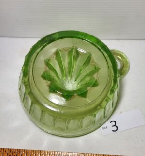 c3- Uranium Glass Juicer - Image 3