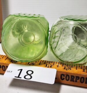 c18- Uranium Glass Salt/Pepper Shakers - Image 3