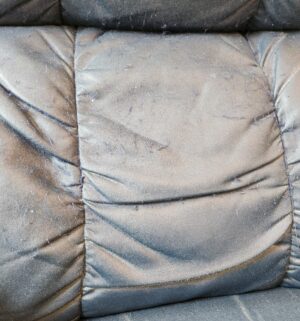 d113- blue recliner, minor to moderate wear - Image 3