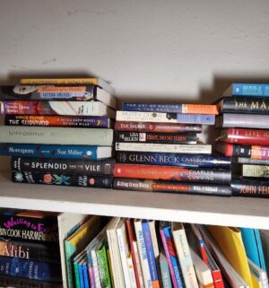 i21- HUGE COLLECTION OF GREAT BOOKS! Buyer to box and load. - Image 5