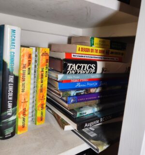 i21- HUGE COLLECTION OF GREAT BOOKS! Buyer to box and load. - Image 7