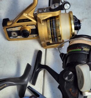 i393- fishing reels - Image 3