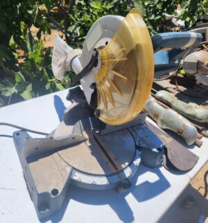 v169- Ryobi Miter Saw, Miter Saw, Bench Grinder. Condition unknown - Image 3