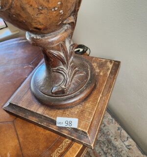 w98- vintage wood carved lamp - Image 4