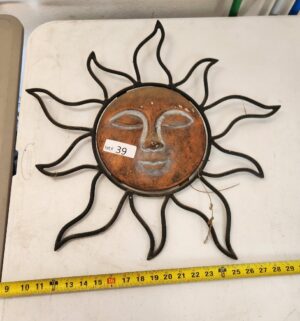 z39- Sun Garden Sculpture. Very heavy - Image 1