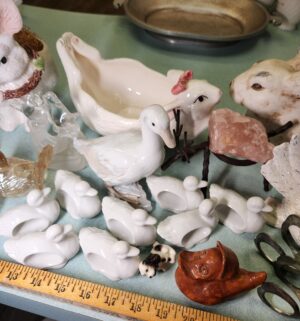 b40- animal figurines - Image 3