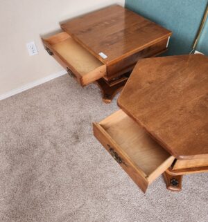 d118- Pair of Salem House End Tables - Image 4