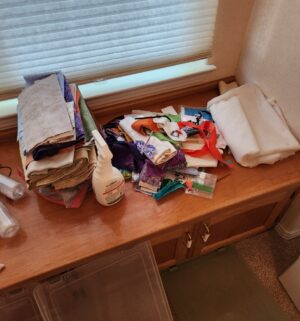 d128- Huge Lot of quilters supplies, fabric, drawers, etc - Image 3