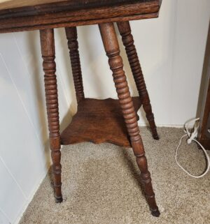 e140- Victorian Tiger oak Side Table - Image 3