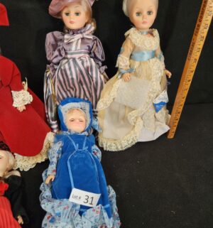 j31- Grandes Dames Doll Collection - Image 4