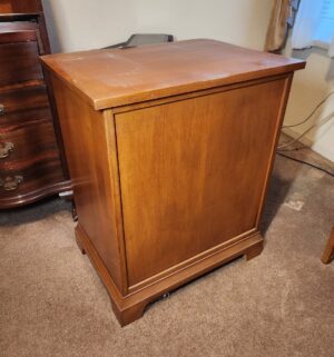 k44- Vintage maple dresser - Image 4