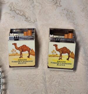 n18- las vegas ash trays, camel lighters - Image 3