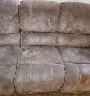 n44- Electric Reclining Sofa. Minor Cat damage - Image 3