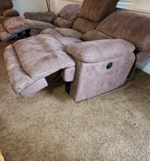 n44- Electric Reclining Sofa. Minor Cat damage - Image 8