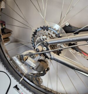 r205- Specialized HardRock Bicycle - Image 4