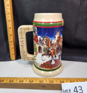 s43- 1998 Budweiser Grants Farm Holiday Stein - Image 1