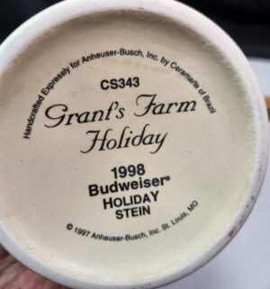 s43- 1998 Budweiser Grants Farm Holiday Stein - Image 4