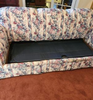 b37- Sleep Sofa. Great Shape. Very Clean. No Pets, Smoke Free - Image 3