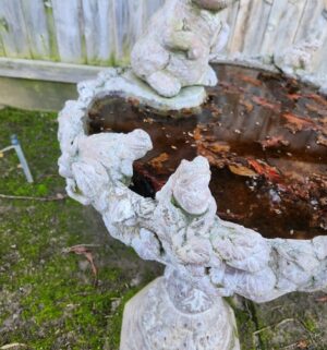 b55- 4 Piece Cement Bird Bath - Image 3