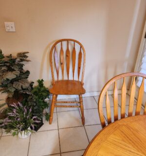 b96- 5 Chair Dining Table with Extension - Image 4
