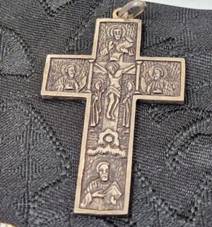 e6- vintage silver crucifix - Image 3