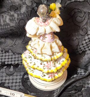 h62- 1940s Porcelain Figurine with Dresden Lace - Image 3