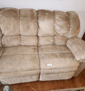 i59- Reclining Sofa - Image 3