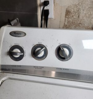 i65- Whirlpool Washer. Works Great - Image 3