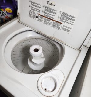 i65- Whirlpool Washer. Works Great - Image 4