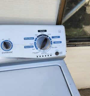 i77- Kenmore Electric Washer. Stored in Shed - Image 3