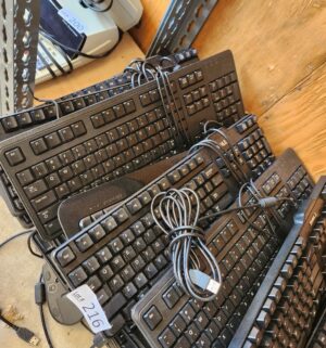 L216- various usb keyboards - Image 3