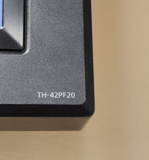 L314- Panasonic 42 inch TV with remote - Image 3