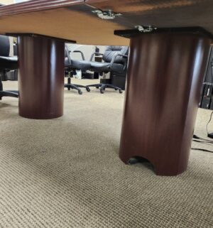 L482- Huge 12ft Long Conference Table. 5 pieces - Image 4