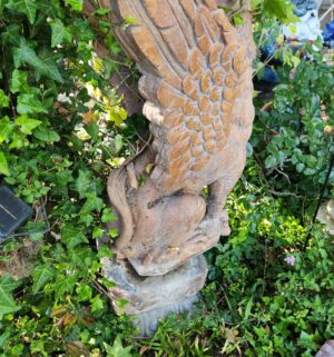 n246- Cast Stone Griffin. 2 pieces with base - Image 4