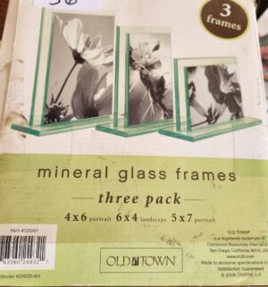 o56- Mineral glass frames 3 piece set. Handcrafted wood photo album 50pages 4x6 - Image 3