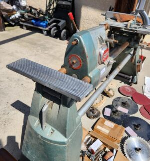 p6- Shopsmith Mark V. Lathe, Table Saw System. Complete with manual. Fully tested/works - Image 7