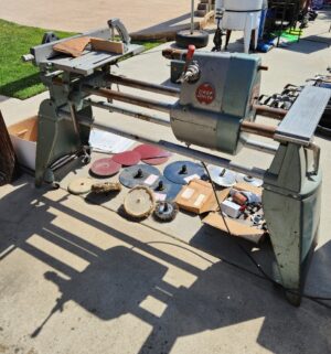 p6- Shopsmith Mark V. Lathe, Table Saw System. Complete with manual. Fully tested/works - Image 9