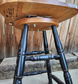 p30- Pair of Swivel bar stools - Image 3