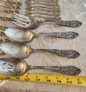 t106- International Sterling Flatware. 60 Pieces. 925 Sterling Silver. 2664 grams - Image 3