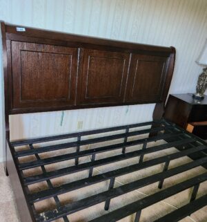 u44- King Bed Frame with Storage. Excellent Condition. 2023 JcPenny - Image 3