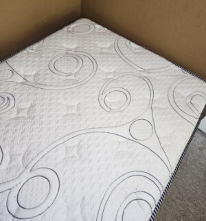 v26- Twin mattress set. Very clean - Image 3