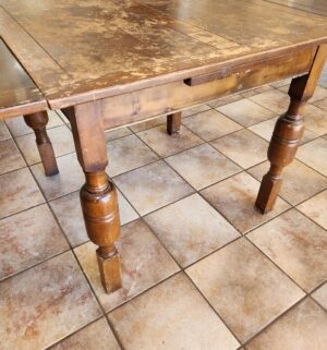 v171- antique dining table - Image 3