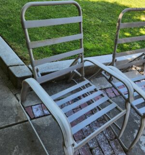 v208- patio chair set - Image 3