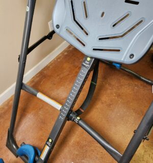 v268- Teeter Inversion table - Image 3