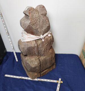 w2- Wood Carved bear. Damaged nose - Image 3