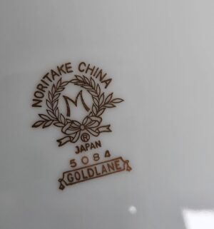 w39- Goldlane Noritake China Set. Great Shape - Image 8