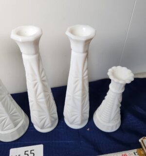 w55- Milk Glass Vases - Image 3